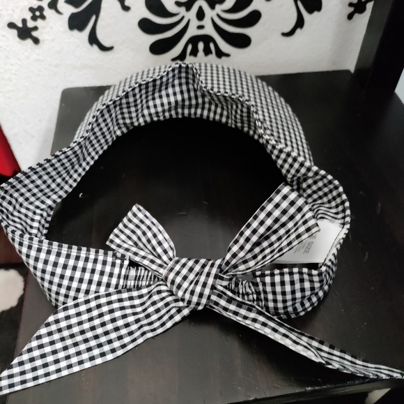 J Crew Women’s Gingham Visor w/ Bow Tie - Picture 2 of 3
